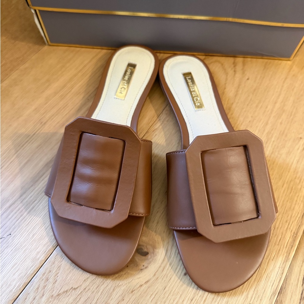 Louise et Cie Lo-Ailani Buckle Slide Sandals Walnut Brown Leather Size 6 New - Picture 2 of 4